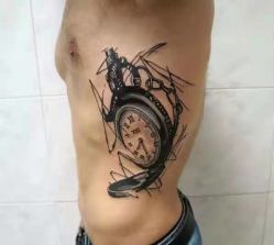 点击看大图 -龙之吻专业刺青·手工耳洞·纹身去色
