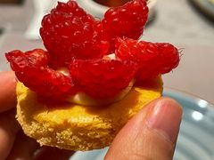 树莓芭菲-厨艺海鲜自助餐厅•越秀宾馆希尔顿格芮精选酒店