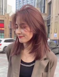 -妃格美发沙龙·烫发·染发