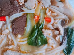 -邱芳粉店(迎宾大道旗舰店)