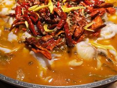 经典老坛酸菜鱼-山城外·非遗酸菜鱼(财富中心店)