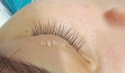 -孔雀手美甲美睫护理