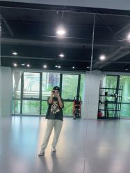 -STAR舞蹈工作室