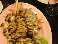 -J Daeng Seafood
