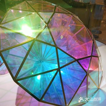 溜娃首选黑科技的潮范儿mall，据说是全国首家！