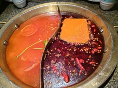 -小天鹅火锅·一线江景洪鼎旗舰店(洪崖洞店)