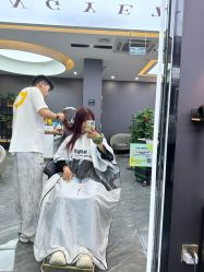 -藤野造型烫染·漂发