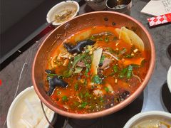 -成都你六姐·牛肉冒菜(城市集市合生汇店)