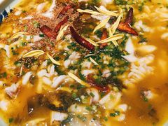 酸菜乌鱼花-冯小炒(巴渝大道店)