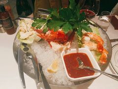 海鲜拼盘-Wolfgang’s Steakhouse 沃夫冈牛排馆(上海白玉兰广场店)