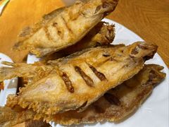 炸偏口鱼-方城小吃店