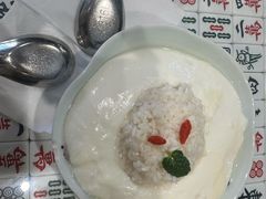 -堂屋糖水店(愚园店)