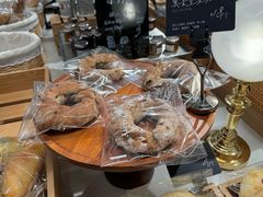 黑麦坚果脆-BHG Bakery(北京SKP店)