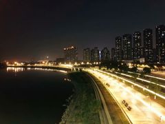 -南京眼步行桥