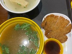 咖喱牛肉粉丝汤-大壶春生煎(四川中路店)