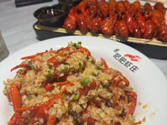 -肥肥虾庄·金牌油焖大虾(首义路店)