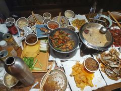 干锅排骨虾-小俩口烧烤东北菜(双井店)