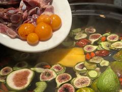 无花果脆皮鸡煲-吴秋芳鸡煲(江南西店)