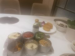 -帝皇海海鲜豆捞(桐泾商务广场店)