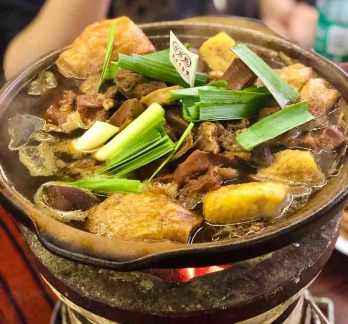沙胆彪炭炉牛杂煲(成都玉林店)-"二刷牛杂煲 这次点的牛排煲 建议不
