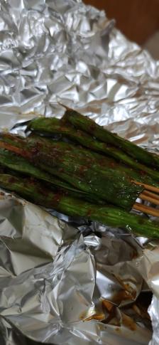 烧烤撸烧烤撸烧烤店烧烤撸串嗨起来.豆芽不吃菜豆角.一喝就多!豆腐干.