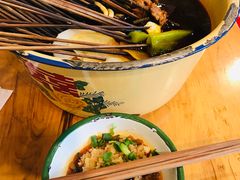 -拈签一笑黄牛肉辣卤串串