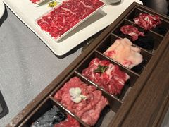 -左庭右院鲜牛肉火锅黑金店(陆家嘴中心店)