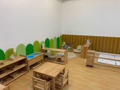 -婴智贝佳蒙特梭利早教托育中心(杨浦店)