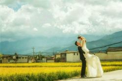 -飞鱼婚纱摄影(宏福大厦店)