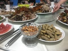 -吐哈石油大厦六鼎毡房民族特色餐厅