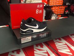 -NIKE上海青浦优选体验店