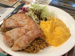 猪扒滑蛋印尼捞面-旺记冰室(九龙中心大厦店)