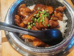 照烧鸡腿饭-明洞阿姨·韩式酱蟹烤肉·创意料理(三元桥店)