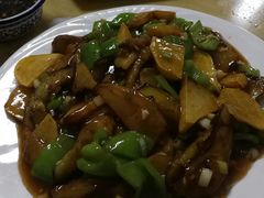 -东北菜冰城一家人