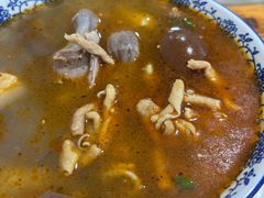 -叶新小吃店(来凤小区总店)