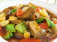 肥肠臭豆腐煲-三猫黑鱼花(南大店)