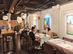 -LESCEDARS Brasserie Bistro香柏树