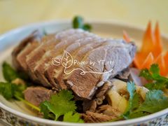 草原手把肉-德乐海蒙餐