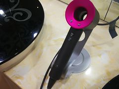 -裕龙汤泉
