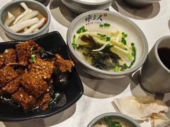 -馋三尺蟹粉小笼(人民广场店)