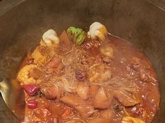 -山河屯铁锅炖鲜鹅·东北菜(开发区一店)