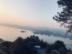 -临街徽菜馆·正宗黄山味