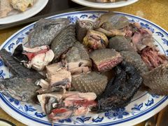 -东巴谷野生菌火锅餐厅