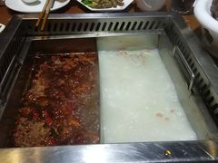 -洪焱重庆老火锅(万福花园店)
