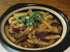 -胖大嫂渔家排档(半边山店)