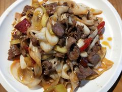 -隔壁老王·家常云南菜(花巷店)