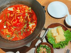 -黔滚滚贵州牛肉火锅·酸汤火锅(创意园店)