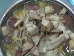 -老码头黑皮肘子锅包肉熏酱水饺(文政街店)