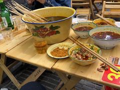 -拈签一笑黄牛肉辣卤串串
