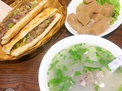 -王记驴火河间驴肉火烧(长青店)